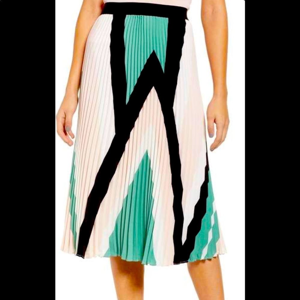 Nordstrom - Leith Pleated Skirt